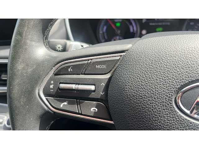 Hyundai Santa Fe SANTA FE 1.6 TGDi Hybrid Premium 5dr Auto