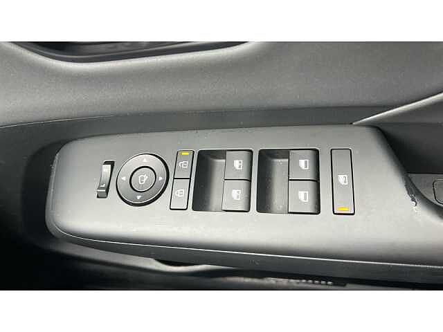 Hyundai KONA KONA 1.6 Hybrid 138 N Line S 5dr DCT Atlas White