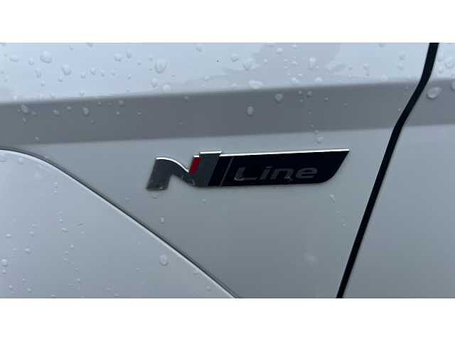 Hyundai KONA KONA 1.6 Hybrid 138 N Line S 5dr DCT Atlas White