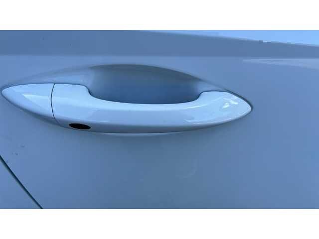 Hyundai TUCSON TUCSON 1.6 TGDi Hybrid 230 Ultimate 5dr 2WD Auto White