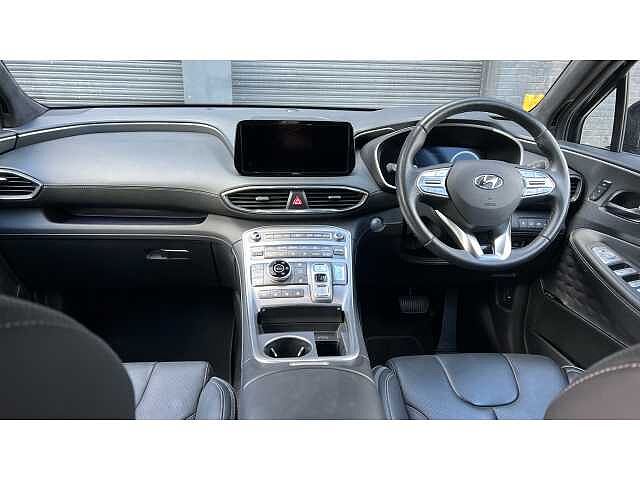 Hyundai SANTA FE SANTA FE 1.6 TGDi Plug-in Hybrid Ultimate 5dr 4WD Auto BLACK