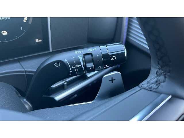 Hyundai SANTA FE SANTA FE 1.6 TGDi 239 Hybrid Premium 5dr 4WD Auto Typhoon Silver