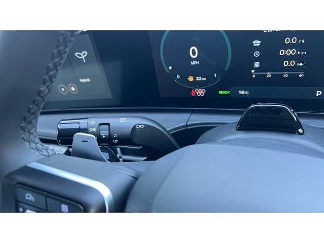 Hyundai SANTA FE SANTA FE 1.6 TGDi 239 Hybrid Premium 5dr 4WD Auto Typhoon Silver