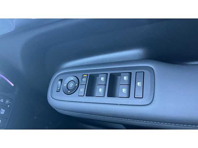 Hyundai SANTA FE SANTA FE 1.6 TGDi 239 Hybrid Premium 5dr 4WD Auto Typhoon Silver