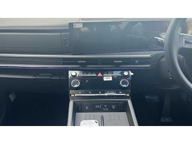 Hyundai SANTA FE SANTA FE 1.6 TGDi 239 Hybrid Calligraphy 5dr 4WD Auto Creamy White