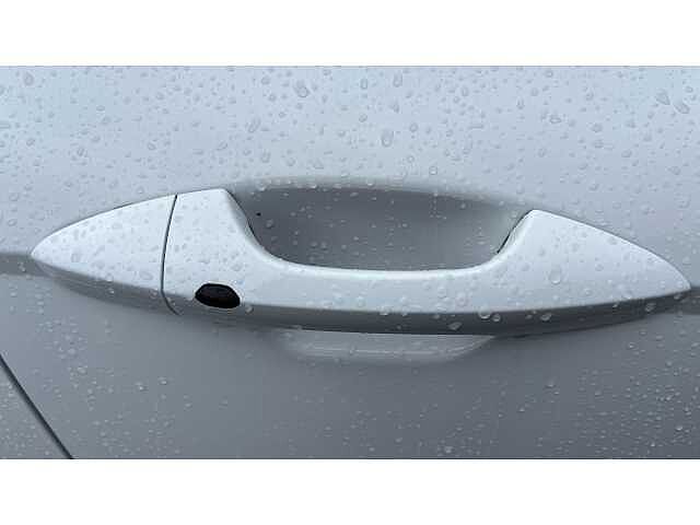 Hyundai KONA KONA 1.6 Hybrid 138 N Line S 5dr DCT White