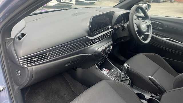 Hyundai Bayon Bayon HAT 1.0 T-gdi 90PS Black Line