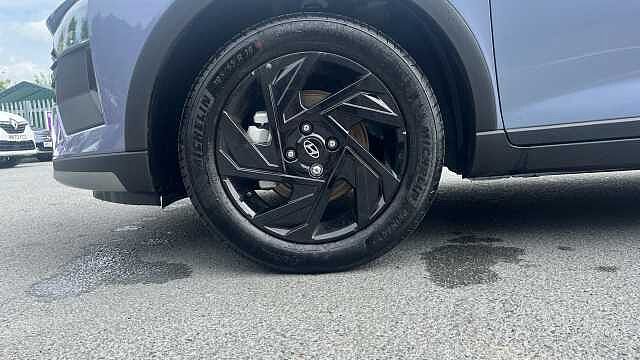 Hyundai Bayon Bayon HAT 1.0 T-gdi 90PS Black Line