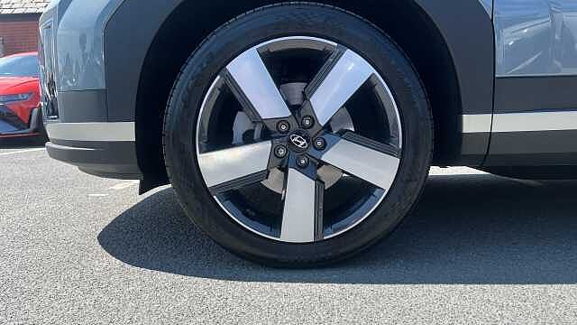 Hyundai SANTA FE SANTA FE 1.6 TGDi Plug-in Hybrid Premium 5dr 4WD Auto Pebble Blue