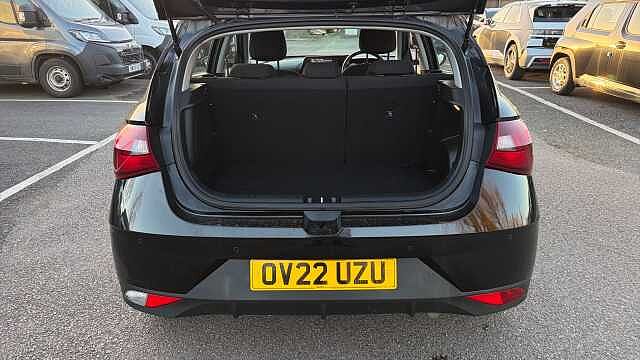 Hyundai I20 1.0T GDi 48V MHD SE Connect 5dr Petrol Hatchback Black