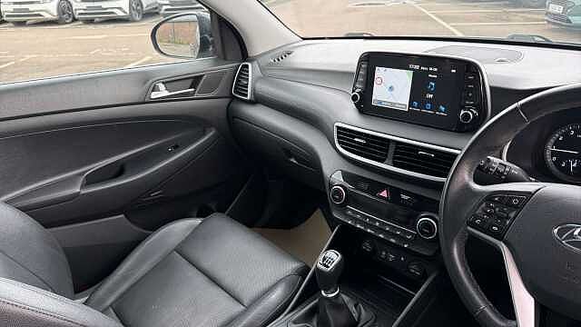 Hyundai TUCSON 1.6 GDi Premium 5dr 2WD Petrol Estate Grey