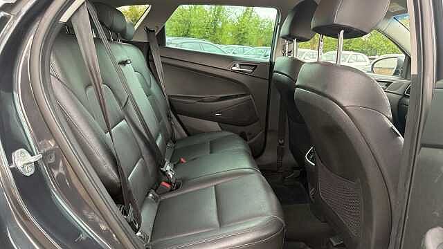 Hyundai TUCSON 1.6 GDi Premium 5dr 2WD Petrol Estate Grey