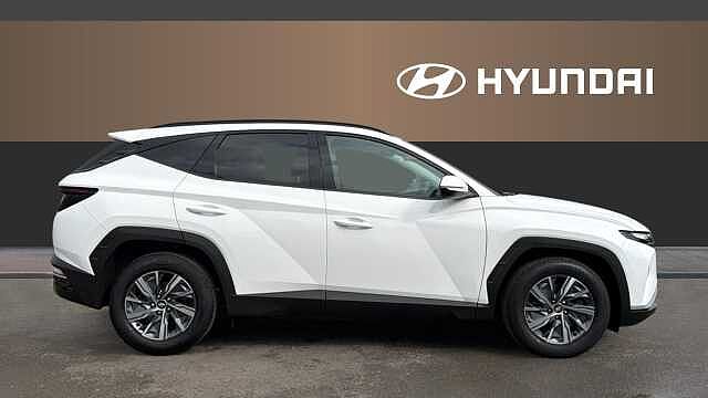 Hyundai TUCSON 1.6 TGDi SE Connect 5dr 2WD Petrol Estate White