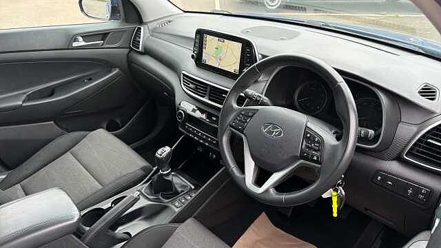 Hyundai TUCSON 1.6 GDi SE Nav 5dr 2WD Petrol Estate Blue