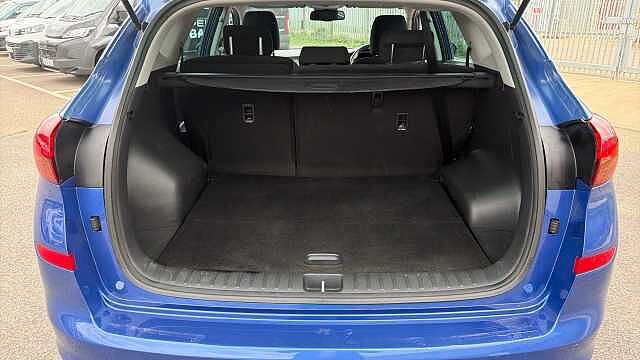 Hyundai TUCSON 1.6 GDi SE Nav 5dr 2WD Petrol Estate Blue