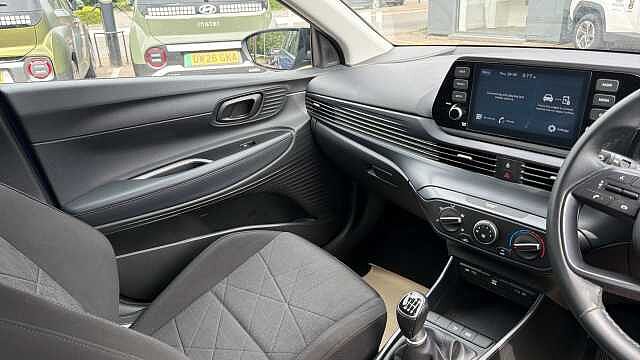 Hyundai BAYON 1.0 TGDi 48V MHEV SE Connect 5dr Petrol Hatchback Blue