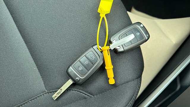Hyundai TUCSON 1.6 TGDi Hybrid 230 SE Connect 5dr 2WD Auto Hybrid Estate