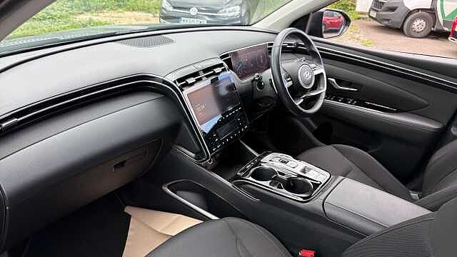 Hyundai TUCSON 1.6 TGDi Hybrid 230 SE Connect 5dr 2WD Auto Hybrid Estate