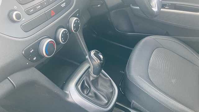 Hyundai i10 1.2 SE 5dr Auto Petrol Hatchback