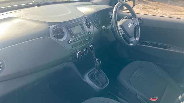 Hyundai i10 1.2 SE 5dr Auto Petrol Hatchback
