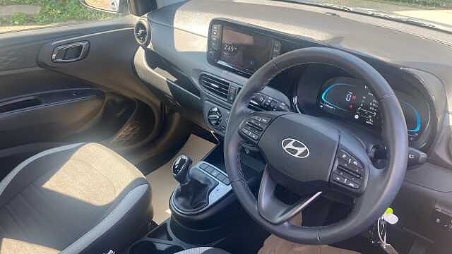 Hyundai i10 1.0 [63] Advance 5dr Auto [Nav] Petrol Hatchback