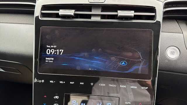 Hyundai TUCSON 1.6 TGDi 48V MHD Premium 5dr 2WD DCT Petrol Estate