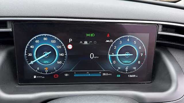 Hyundai TUCSON 1.6 TGDi 48V MHD Premium 5dr 2WD DCT Petrol Estate