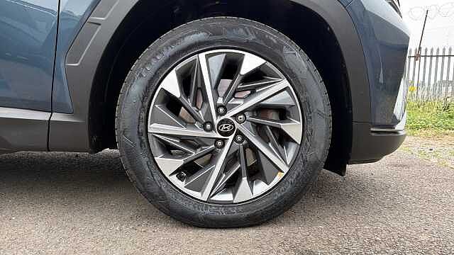 Hyundai TUCSON 1.6 TGDi 48V MHD Premium 5dr 2WD DCT Petrol Estate