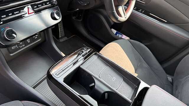 Hyundai TUCSON 1.6T Plug-in Hybrid N Line S 5dr 4WD Auto Estate