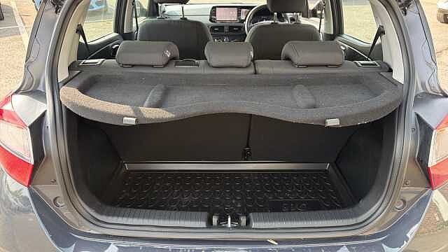Hyundai i10 1.0 Advance 5dr Auto Petrol Hatchback