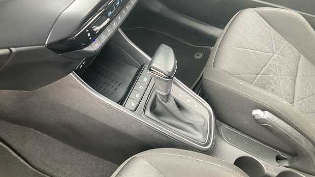 Hyundai BAYON 1.0 TGDi 48V MHEV Premium 5dr DCT Petrol Hatchback Red