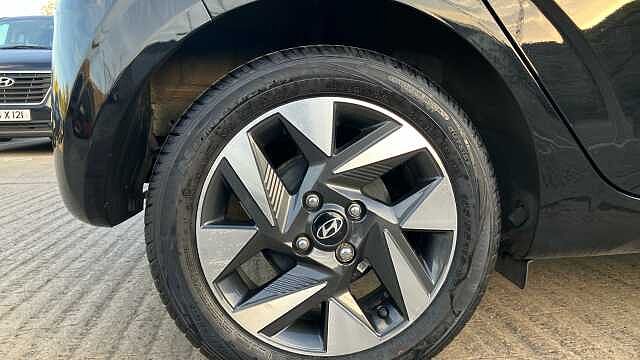 Hyundai I10 1.0 Advance 5dr Auto Petrol Hatchback Black