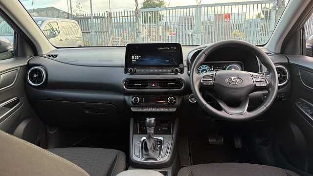 Hyundai KONA 1.6 GDi Hybrid Premium 5dr DCT Hybrid Hatchback Grey