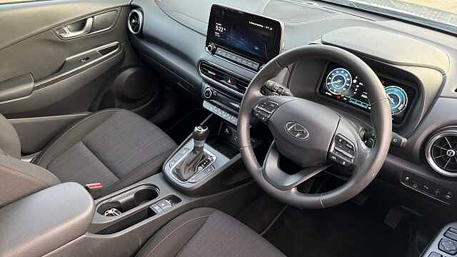 Hyundai KONA 1.6 GDi Hybrid Premium 5dr DCT Hybrid Hatchback Grey