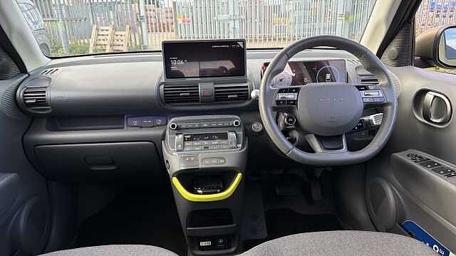Hyundai INSTER 85kW Cross 49kWh 5dr Auto Electric Hatchback Matte - Amazonas Green
