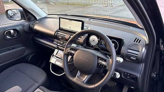 Hyundai INSTER 85kW 02 49kWh 5dr Auto Electric Hatchback Abyss Black - Pearl