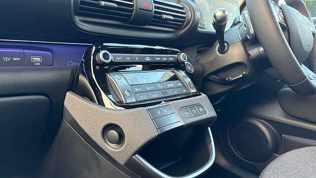 Hyundai INSTER 85kW 02 49kWh 5dr Auto Electric Hatchback Abyss Black - Pearl