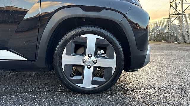 Hyundai INSTER 85kW 02 49kWh 5dr Auto Electric Hatchback Abyss Black - Pearl