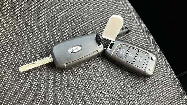 Hyundai KONA 1.0 TGDi 48V MHEV N Line 5dr Petrol Hatchback Red