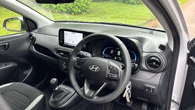 Hyundai I10 1.0 [63] Advance 5dr [Nav] Petrol Hatchback Lumen Grey - Pearl