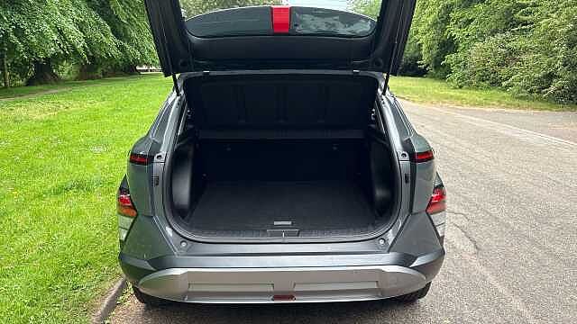 Hyundai KONA 1.6T 138 Advance 5dr Petrol Hatchback Grey