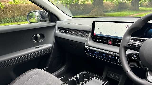 Hyundai IONIQ 5 125kW Advance 63 kWh 5dr Auto Electric Hatchback Abyss Black - Pearl