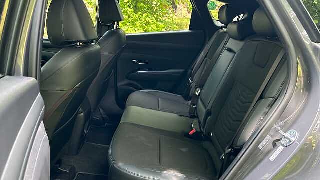 Hyundai TUCSON 1.6T 239 Hybrid Black Line 5dr Auto Hybrid Estate
