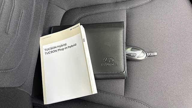 Hyundai TUCSON 1.6T 239 Hybrid Black Line 5dr Auto Hybrid Estate