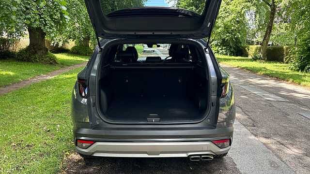 Hyundai TUCSON 1.6T 239 Hybrid Black Line 5dr Auto Hybrid Estate