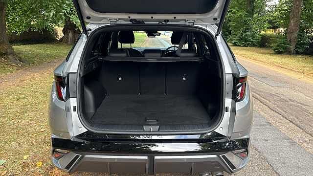 Hyundai TUCSON 1.6T Hybrid N Line 5dr Auto Hybrid Estate Silver