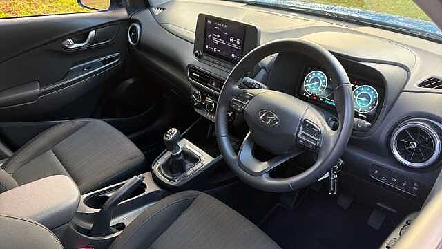 Hyundai KONA 1.0 TGDi 48V MHEV SE Connect 5dr Petrol Hatchback Blue