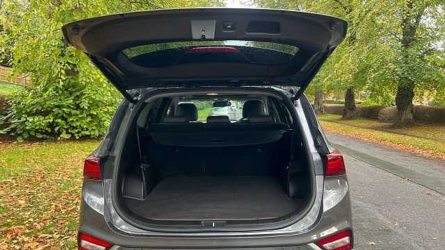 Hyundai SANTA FE 2.2 CRDi Premium SE 5dr 4WD Auto Diesel Estate Grey