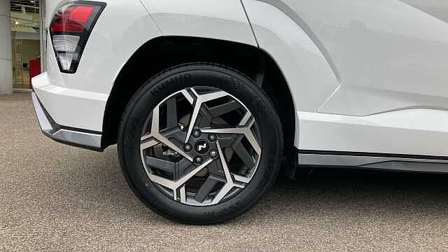 Hyundai KONA 1.6 GDi Hybrid N Line 5dr DCT Hybrid Hatchback White