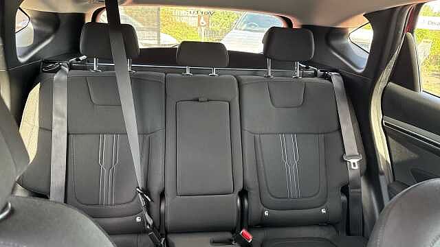 Hyundai TUCSON 1.6 TGDi Premium 5dr 2WD Petrol Estate Red